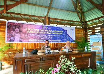 Kepala Dinas Pariwisata dan Kebudayaan berikan Sambutan pada Pelatihan Tata Kelola, Bisnis, dan Pemasaran Destinasi Pariwisata