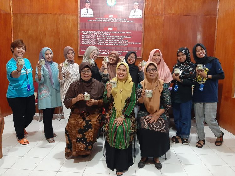 Dharma Wanita Persatuan  Disparbud Kepulauan Selayar Gelar Arisan Bulanan