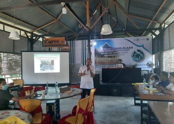 Beri Materi Pelatihan, Mursalim Ungkap Pentingnya Pelayanan Person To Person Ke Pelanggan Homestay