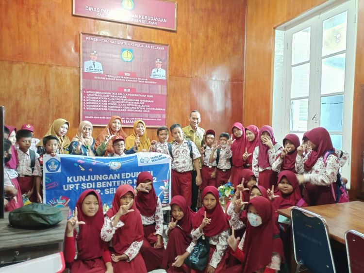 Kadisparbud Terima Rombongan Siswa-Siswi SDI Benteng No.62 Kepulauan Selayar, Apresiasi Pelaksanaan Kunjungan Edukasi