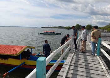 Kadisparbud Dampingi Komisi I DPRD Kepulauan Selayar Lakukan Survei Wisata