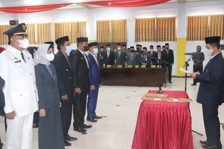 Wabup Selayar Lantik Sekretaris Baru Disparbud