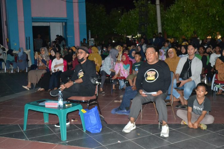 Festival Lagu Dangdut Digelar Malam ini, Antusiasme Masyarakat Padati Taman Pelangi Benteng