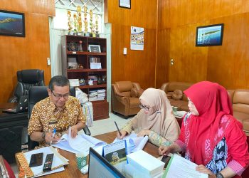 Dorong Pariwisata Lokal, Disparbud Kepulauan Selayar Teken Kontrak Kegiatan Penyusunan Profil Desa Wisata