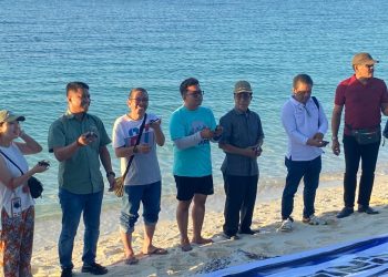 Wabup Kepulauan Selayar Tanam Pohon dan Lepas Tukik di Aksi Konservasi pada Event Festival Takabonerate dan Dive Camp 2024