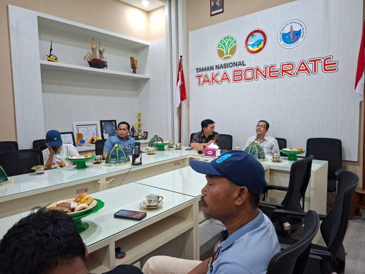 Perkuat Kolaborasi Pengembangan Ekowisata, Kadisparbud Hadiri Acara Ngopi “Ngobrol Pintar” di Balai Taman Nasional Taka Bonerate.